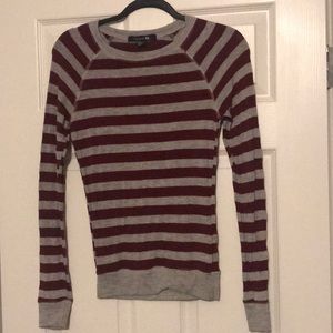 Maroon and gray tight pullover